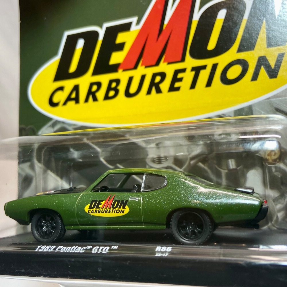M2 Machines 1969 Pontiac GTO Green Demon Carburetion R86 22-17 Car 1:64 NIP 2022